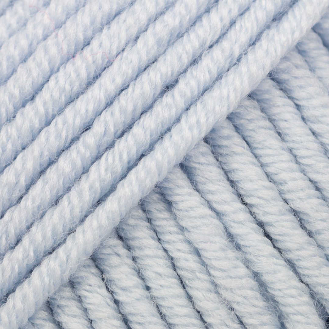 Το DROPS Big Merino είναι η συνέχεια του DROPS Merino Extra Fine, που αποτελείται από πολύ λεπτές ίνες μαλλιού μερινός από ζώα ελευθέρας βοσκής στη Νότια Αμερική.