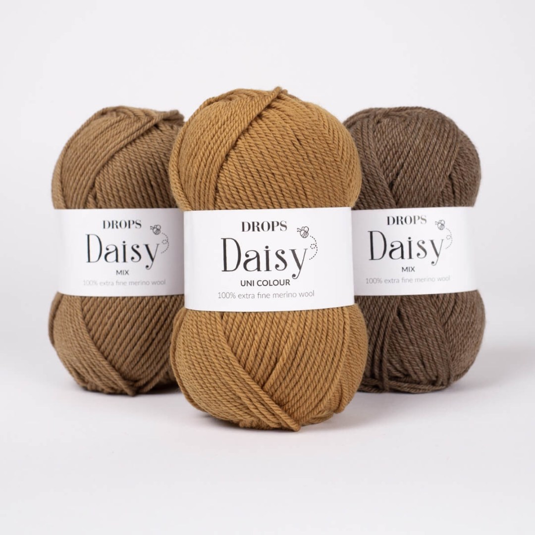 Το DROPS Daisy είναι ένα μαλακό νήμα που δεν έχει υποστεί επεξεργασία με υπερπλύση, κλωσμένο από 100% εξαιρετικά λεπτό μαλλί μερινό.