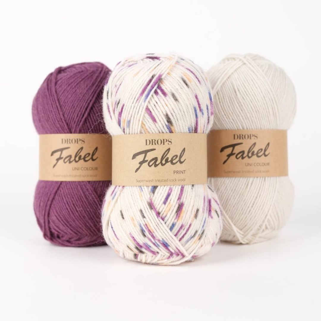 Tο DROPS Fabel είναι ένα τετράκλωνο νήμα πολύ ανθεκτικό και ειδικά σχεδιασμένο για πολύ ανθεκτικές κάλτσες και όχι μόνο.
