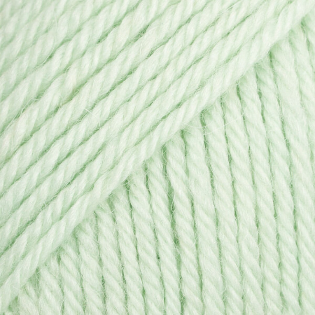 Το DROPS Lima είναι ένα σπορ τετράκλωνο νήμα, η συνέχεια του μπεστ σέλερ DROPS Nepal.