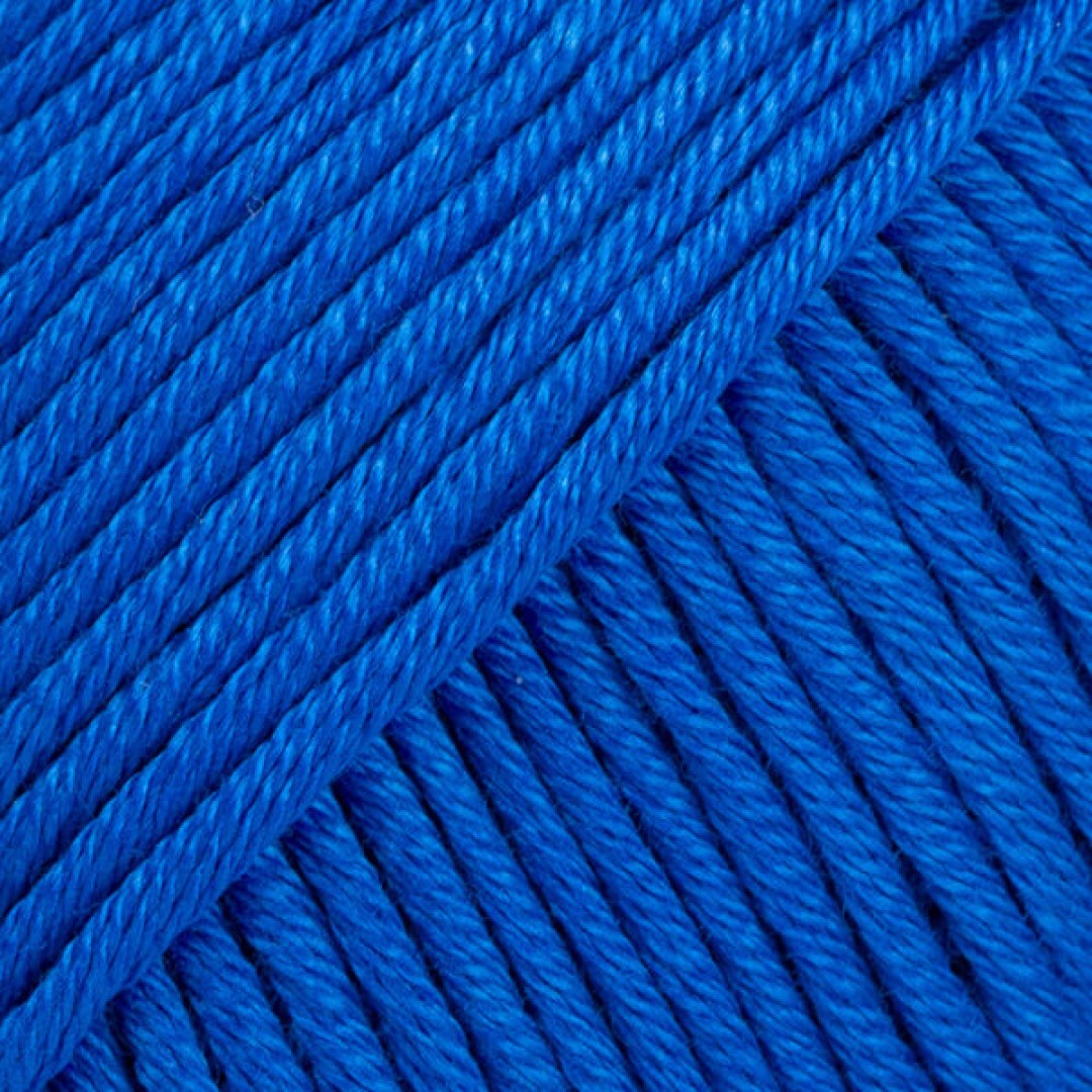 Το DROPS Muskat είναι ένα πολύχρωμο βαμβακερό νήμα, φτιαγμένο από 100% αιγυπτιακό μερισμένο βαμβάκι, την καλύτερη μακριά ίνα από βαμβάκι που μπορείτε να βάλετε τα χέρια σας!