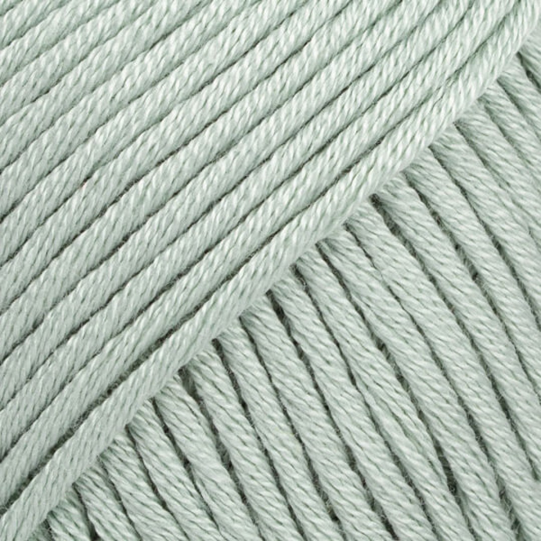 Το DROPS Muskat είναι ένα πολύχρωμο βαμβακερό νήμα, φτιαγμένο από 100% αιγυπτιακό μερισμένο βαμβάκι, την καλύτερη μακριά ίνα από βαμβάκι που μπορείτε να βάλετε τα χέρια σας!