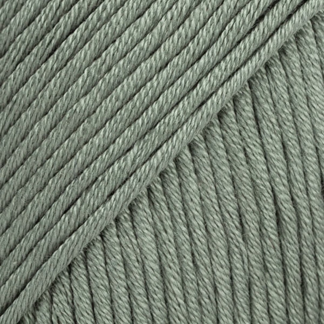 Το DROPS Muskat είναι ένα πολύχρωμο βαμβακερό νήμα, φτιαγμένο από 100% αιγυπτιακό μερισμένο βαμβάκι, την καλύτερη μακριά ίνα από βαμβάκι που μπορείτε να βάλετε τα χέρια σας!