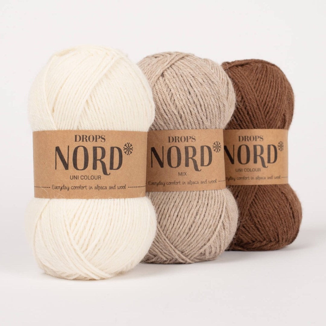 Παραδοσιακό τετράκλωνο νήμα ειδικό για κάλτσες, αλλά και για σταθερά και όμορφα πλεκτά.