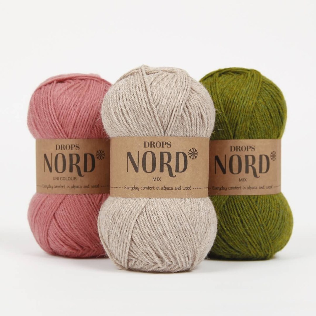 Παραδοσιακό τετράκλωνο νήμα ειδικό για κάλτσες, αλλά και για σταθερά και όμορφα πλεκτά.